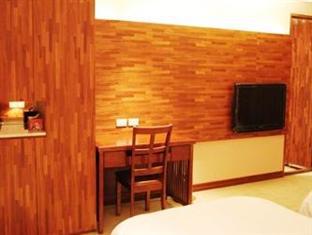 Asia Emperor Hotel Tainan Exterior photo